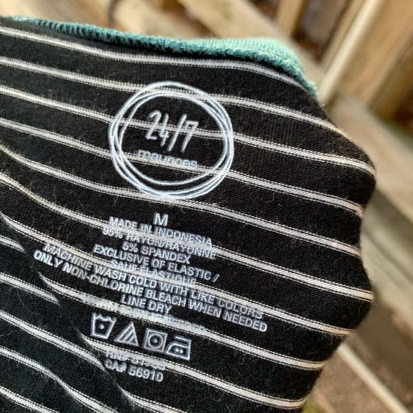 24/7 Tshirt with 3/4  sleeves Sz M - Picture 7 of 7